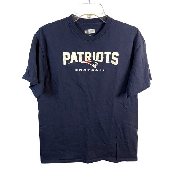 NFL Team Apparel New England Patriots Logo T-Shirt | Navy Blue | Size Medium - Picture 1 of 3